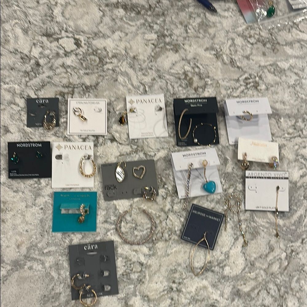 ✨ Bundle of 22 Single Gold Earrings - New With Tags